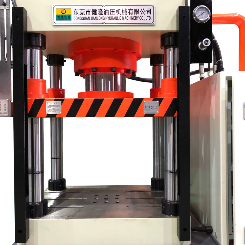 Weight block forming four-column hydraulic press